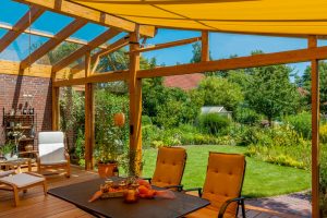 Manieren om je tuin bij de inrichting van je huis te betrekken