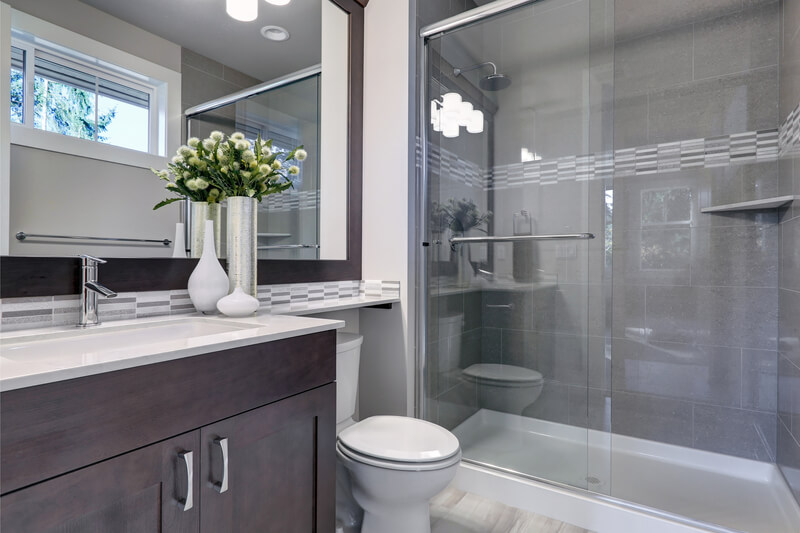 taupe in badkamer